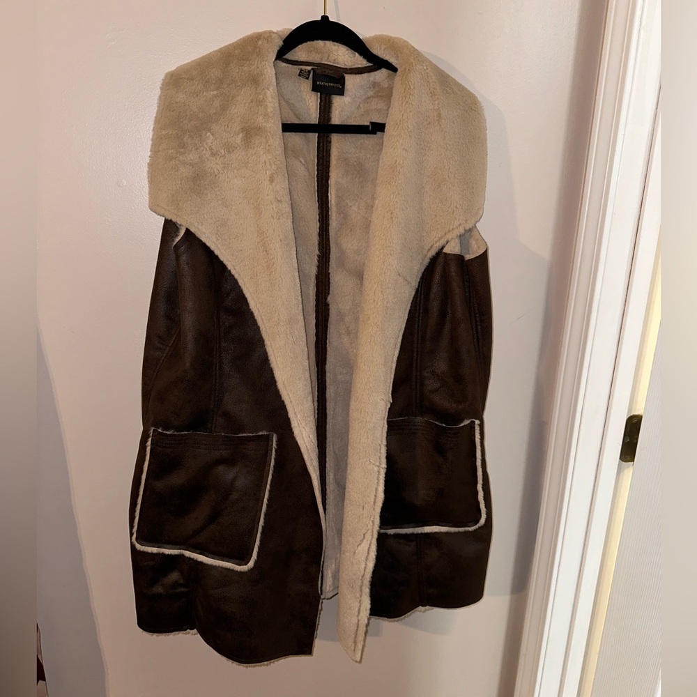 Sleeveless Vest/Wrap- faux fur, faux leather, 2x, never worn.